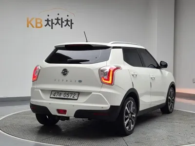 KG_Mobility_Ssangyong TIBOLI 2016, 197319 км, за 2344.21 USD