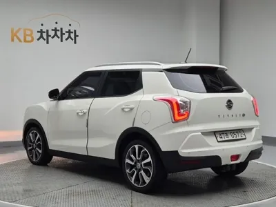 KG_Mobility_Ssangyong TIBOLI 2016, 197319 км, за 2344.21 USD