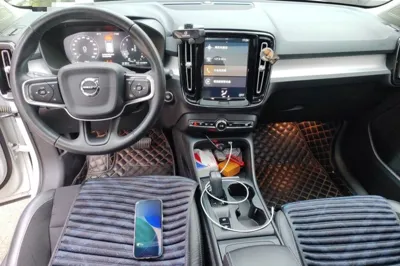 Volvo XC40 2020, 77600 км, за 12583 USD - фото 18