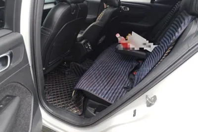 Volvo XC40 2020, 77600 км, за 12583 USD - фото 20