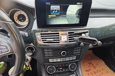 Mercedes-Benz CLS 2015, 92000 км, за 17082 USD - фото 13