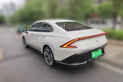 Wuling Xingguang 2023, 23400 км, за 10341 USD