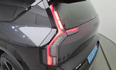 Kia EV9 2024, 48589 км, за 41945.65 USD - фото 23