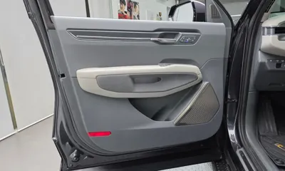 Kia EV9 2024, 48589 км, за 41945.65 USD - фото 24