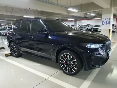 BMW X5 2025, 1742 км, за 59387.65 USD