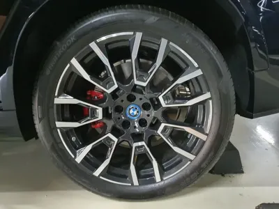 BMW X5 2025, 1742 км, за 59387.65 USD - фото 20