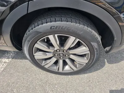 Land Rover Discovery Sport 2018, 124000 км, за 5525.58 USD