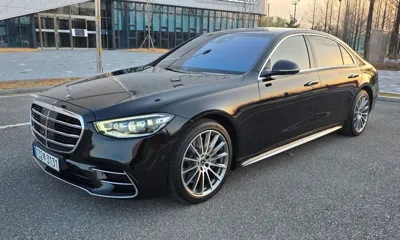 Mercedes-Benz S-Class · 2021 год