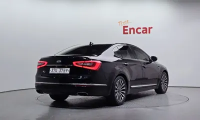 Kia K7 2013, 180111 км, за 2862.35 USD