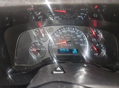 Chevrolet Express Van 2021, 25000 км, за 42667.72 USD
