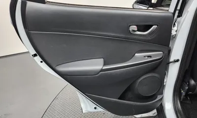 Hyundai Kona 2020, 106278 км, за 10874.52 USD - фото 25