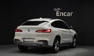 BMW X4 2021, 15558 км, за 31463.47 USD