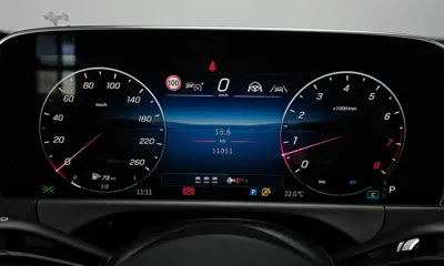 Mercedes-Benz E-Class 2025, 11051 км, за 38706.77 USD - фото 8