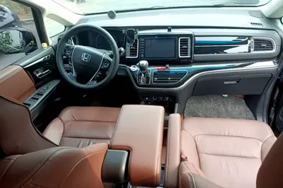 Honda Elysion 2019, 53099 км, за 23798 USD - фото 12