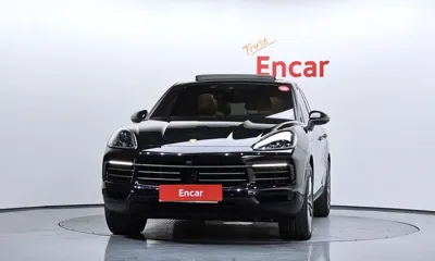 Porsche Cayenne 2023, 20737 км, за 79220.34 USD