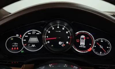 Porsche Cayenne 2023, 20737 км, за 79220.34 USD - фото 8