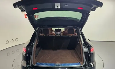Porsche Cayenne 2023, 20737 км, за 79220.34 USD - фото 20