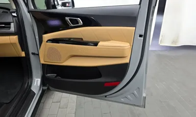 Kia Canival 2023, 61801 км, за 18558.3 USD - фото 25