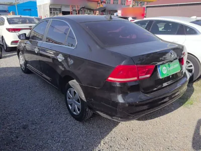 Volkswagen Santana 2015, 101700 км, за 4564 USD