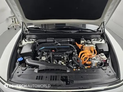 Hyundai Grandeur 2023, 31991 км, за 18560.27 USD