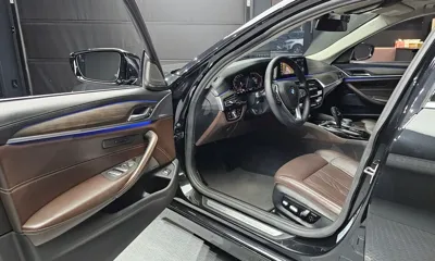BMW 5-Series 2020, 84509 км, за 18063.58 USD - фото 10