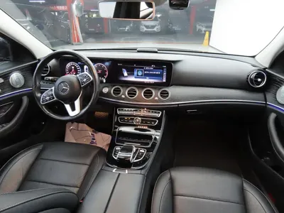 Mercedes-Benz E-Class 2020, 85333 км, за 18102.49 USD