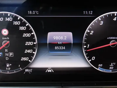 Mercedes-Benz E-Class 2020, 85333 км, за 18102.49 USD - фото 10