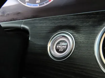 Mercedes-Benz E-Class 2020, 85333 км, за 18102.49 USD - фото 15