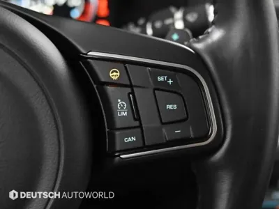 Jaguar XF 2017, 128532 км, за 5219.69 USD - фото 17