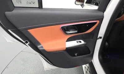 Mercedes-Benz GLC-Class 2024, 55440 км, за 39714.77 USD - фото 25