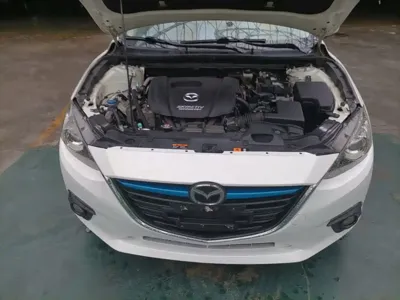 Mazda 3 Axela 2015, 93400 км, за 3590.28 USD - фото 20
