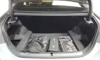 BMW 5-Series 2025, 22148 км, за 53337.28 USD - фото 20