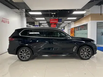 BMW X5 2023, 23800 км, за 55884.58 USD