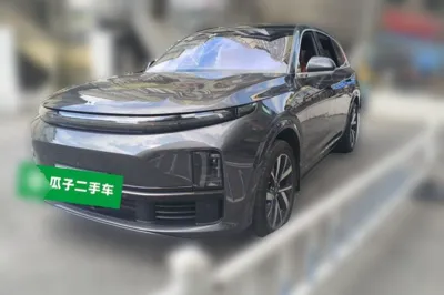 Li Auto L7 · 2023 год