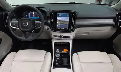 Volvo XC40 2023, 30538 км, за 23509.91 USD - фото 7