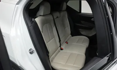 Volvo XC40 2023, 30538 км, за 23509.91 USD - фото 11