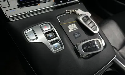 Hyundai Grandeur 2020, 63039 км, за 16279.38 USD - фото 9