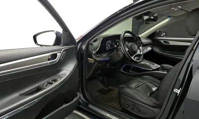 Hyundai Grandeur 2020, 63039 км, за 16279.38 USD - фото 11