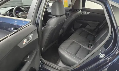 Kia K3 2022, 85334 км, за 10774.73 USD - фото 11