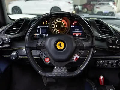 Ferrari 488 2019, 16000 км, за 276627.95 USD - фото 16