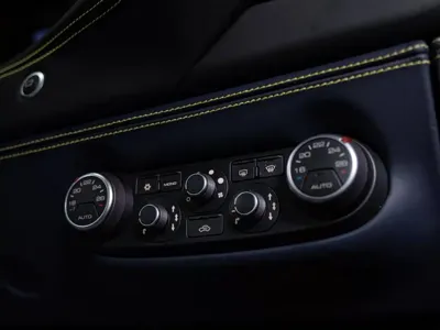 Ferrari 488 2019, 16000 км, за 276627.95 USD - фото 18