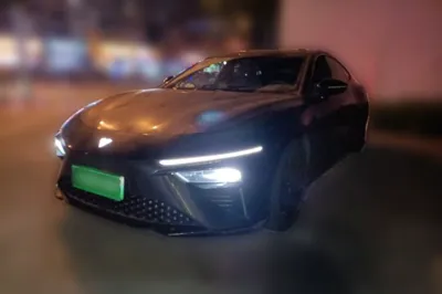 NETA S · 2022 год