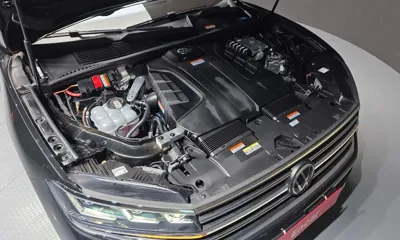 Volkswagen Touareg 2024, 27025 км, за 49511.43 USD - фото 6