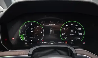 Volkswagen Touareg 2024, 27025 км, за 49511.43 USD - фото 8