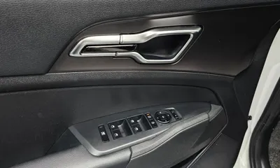 Kia Sportage 2025, 78045 км, за 20349.22 USD - фото 29