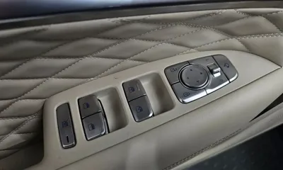 Genesis G70 2018, 29199 км, за 15491.3 USD - фото 37