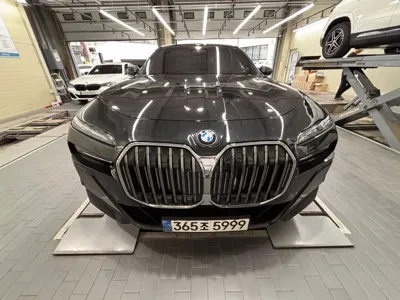 BMW 7-Series 2024, 166397 км, за 49888.41 USD
