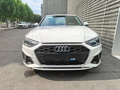 Audi A4L 2024, 90000 км, за 18898.38 USD