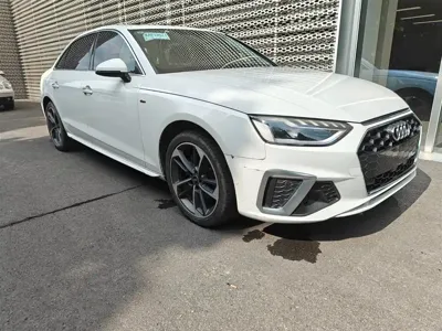 Audi A4L 2024, 90000 км, за 18898.38 USD