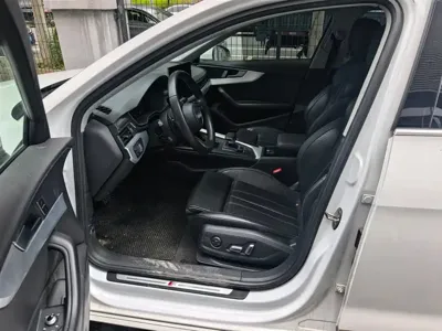 Audi A4L 2024, 90000 км, за 18807.07 USD - фото 8